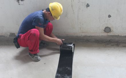 碳纖維加固施工時(shí)對(duì)施工有什么要求？